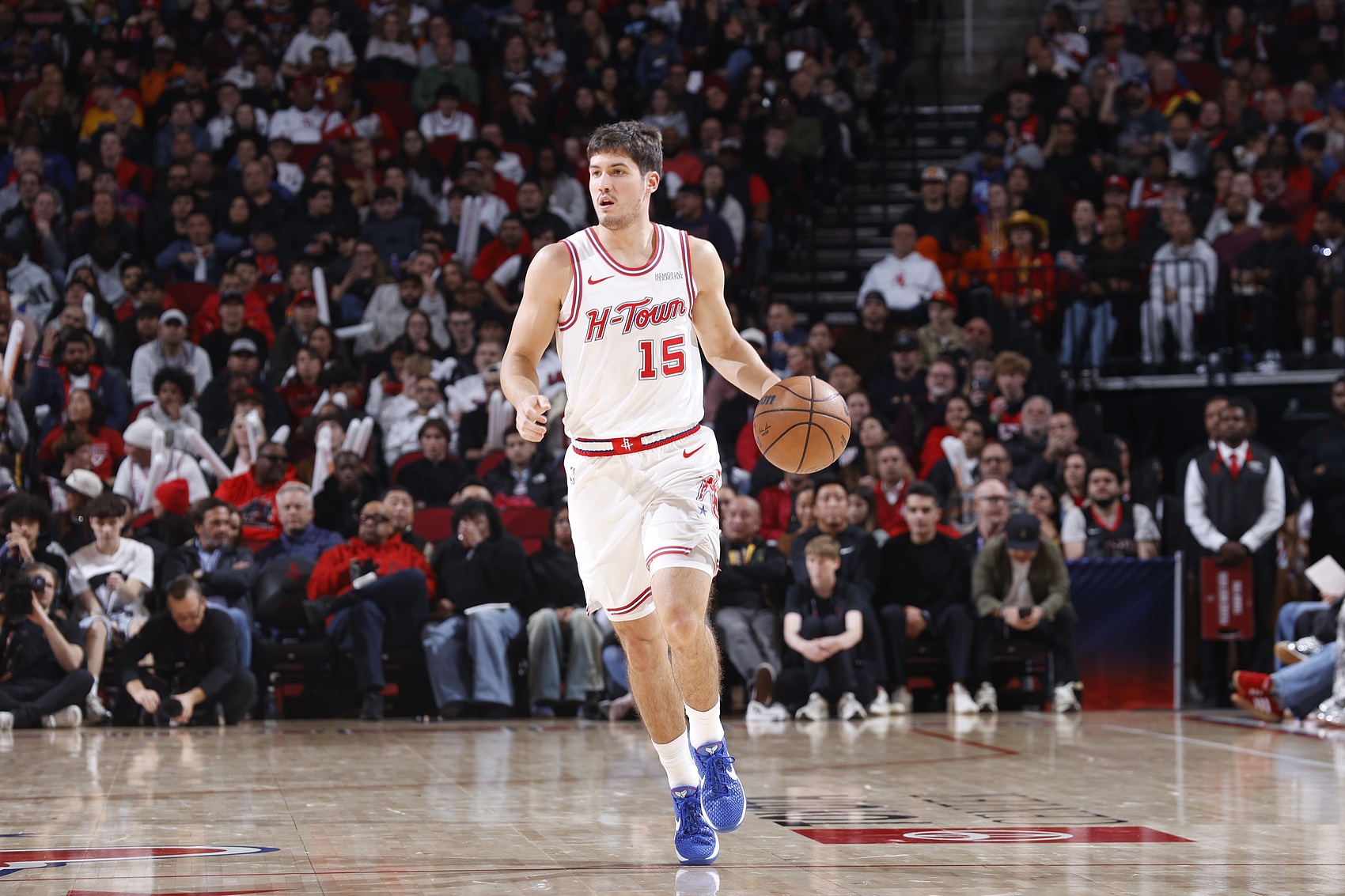 乌度卡：谢泼德为我们注入了强劲的活力 进攻停滞时他稳住了局势